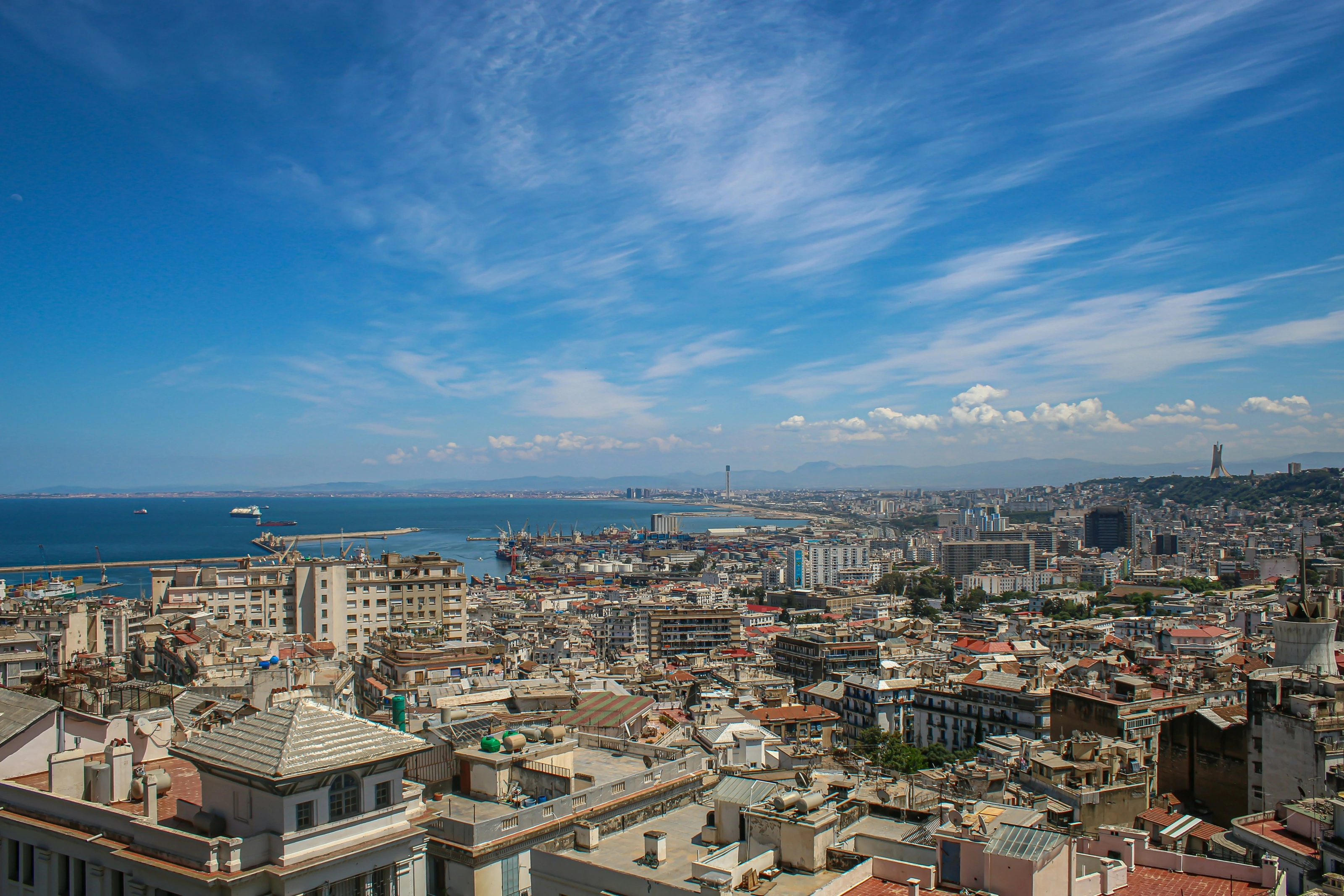 Alger, Algérie, la Casbah et la baie