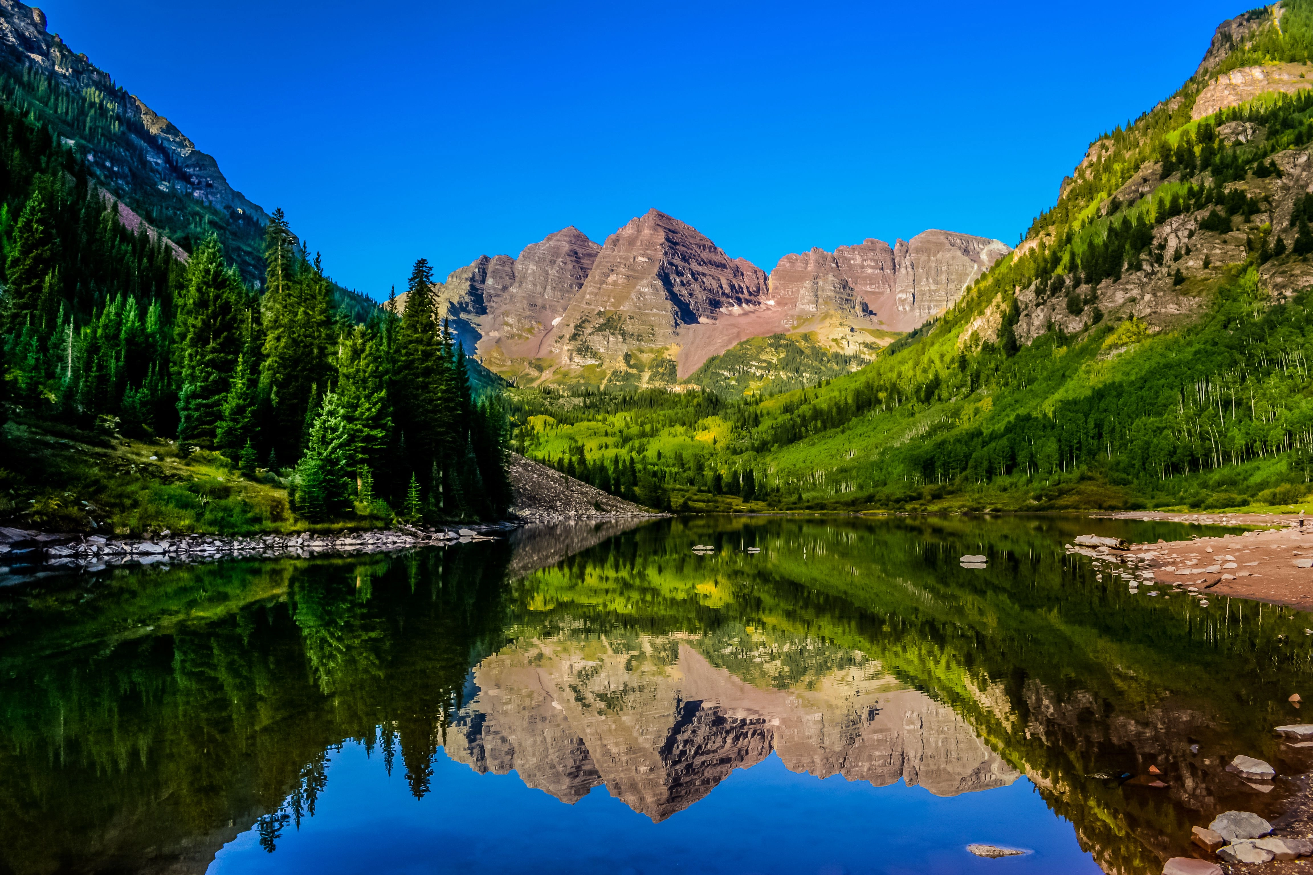 Montagnes enneigées autour d'Aspen