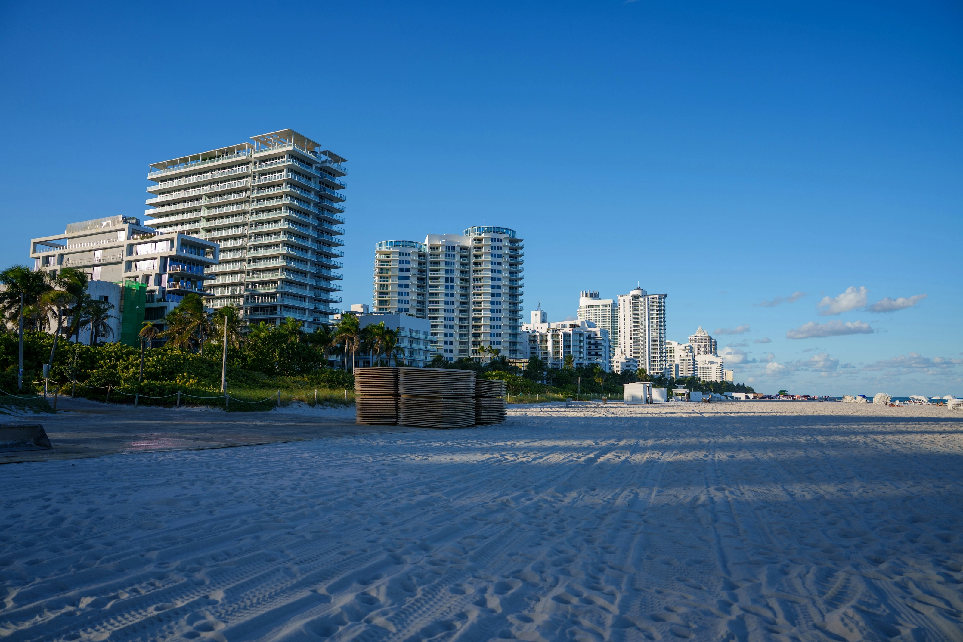 Plage de sable blanc à Miami Beach